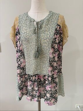 GiGiO by Umgee Boho Patchwork Floral Peplum Top blouse flutter short sleeve M